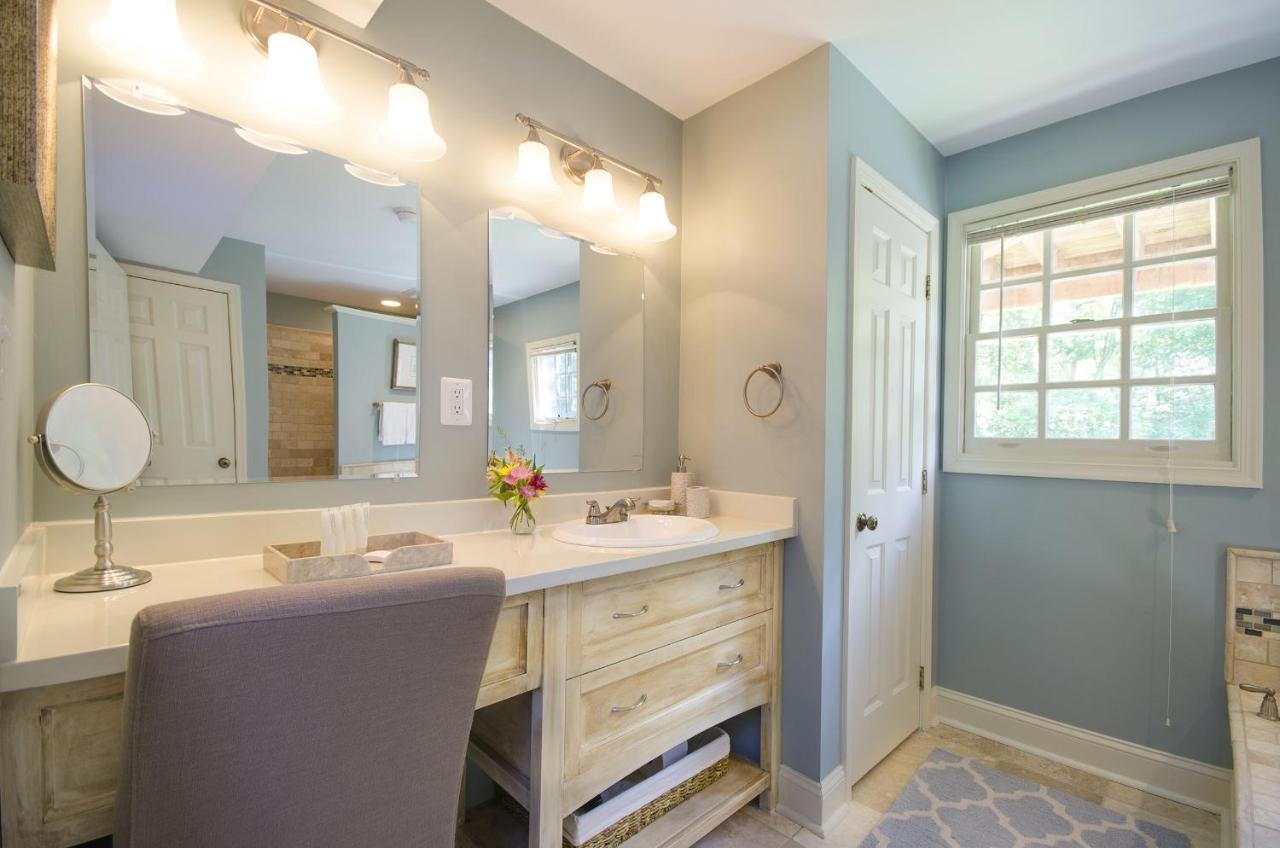 | Hillbrook Inn & Spa