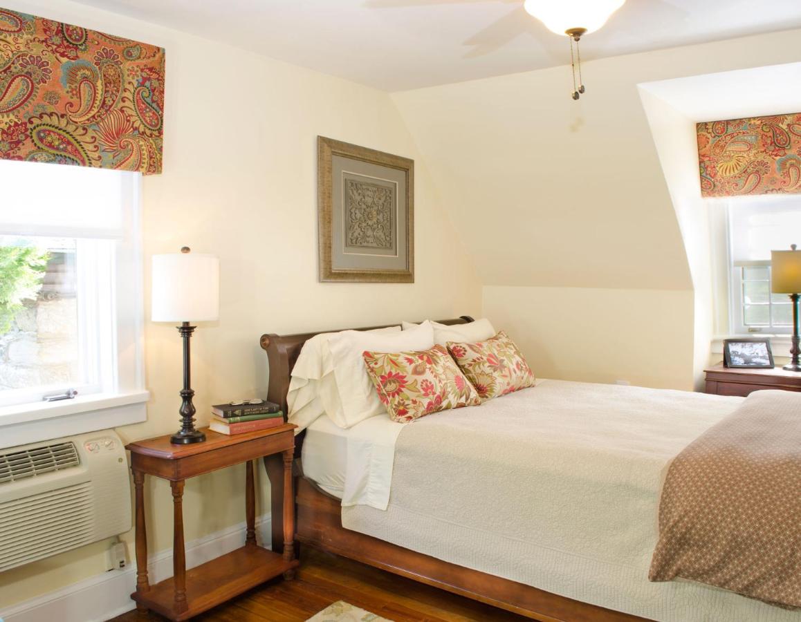| Hillbrook Inn & Spa