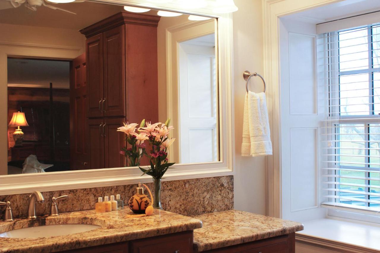 | Hillbrook Inn & Spa