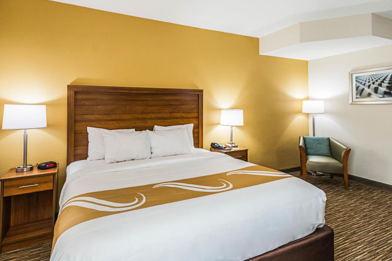 King Room - Non-Smoking at Quality Inn Berea