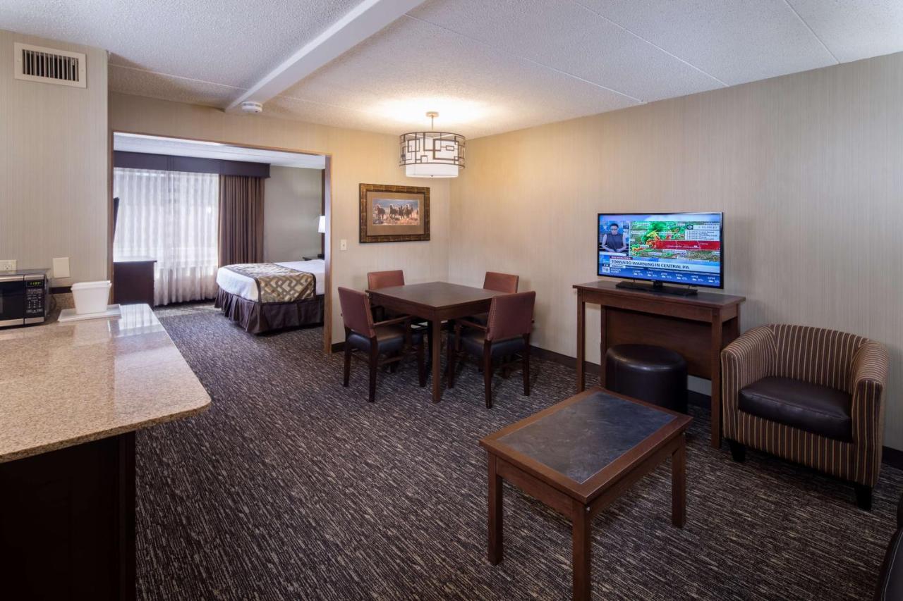 Deluxe King Suite - Non-Smoking at Best Western Ramkota Hotel