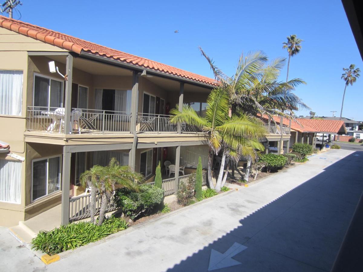 | Pacific Shores Inn