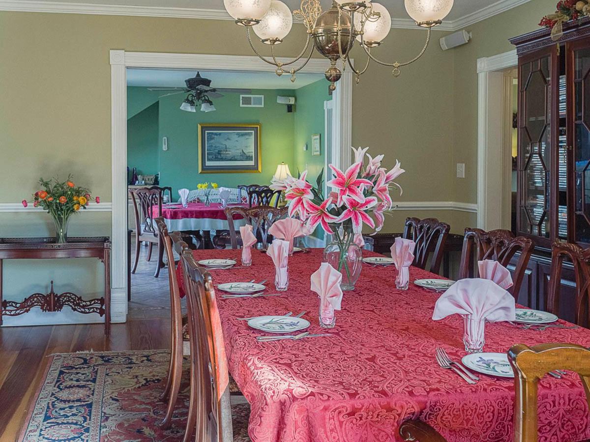 | George Brooks House B&B