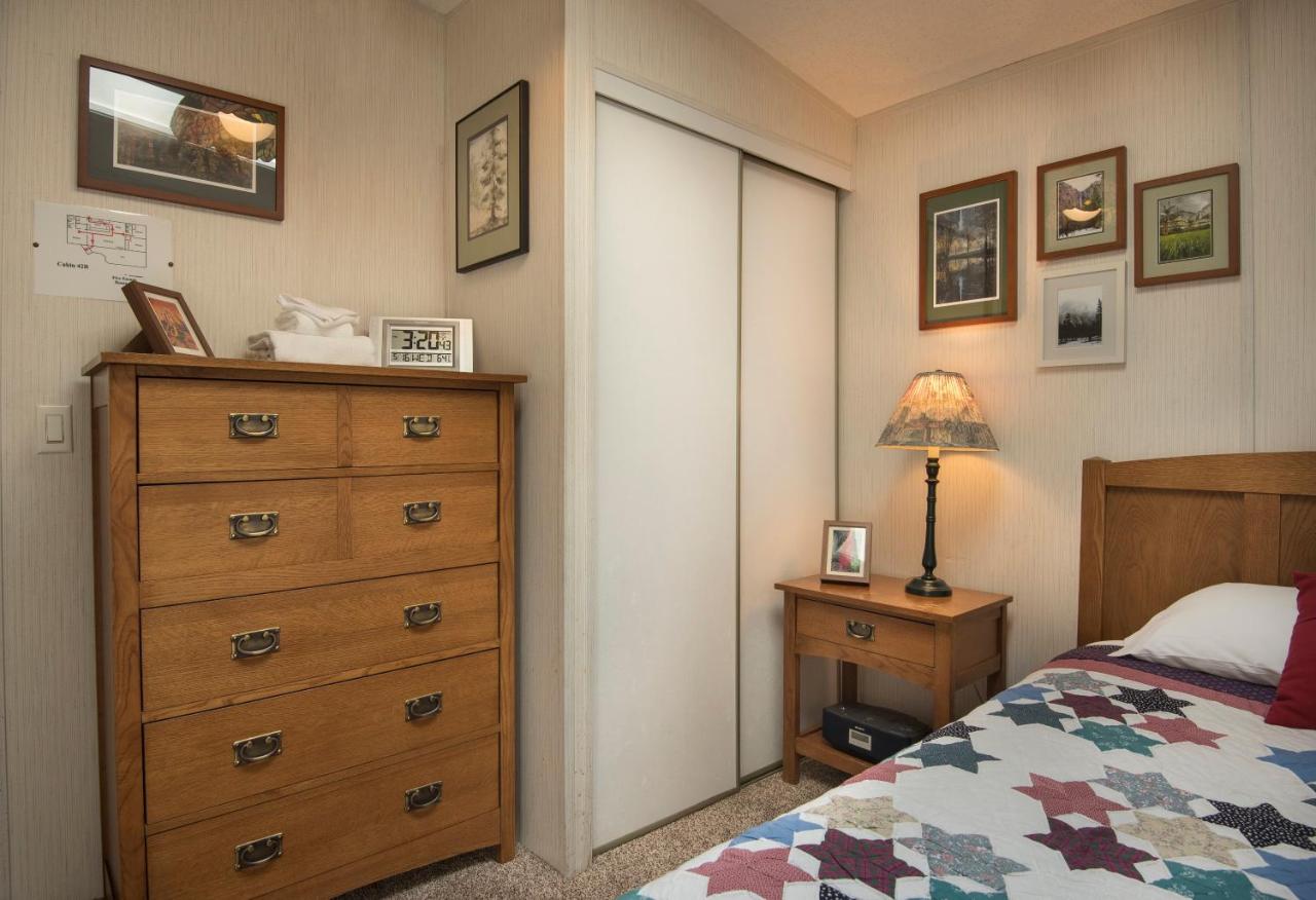 | 42R Rosenberg's Creekside Cabin