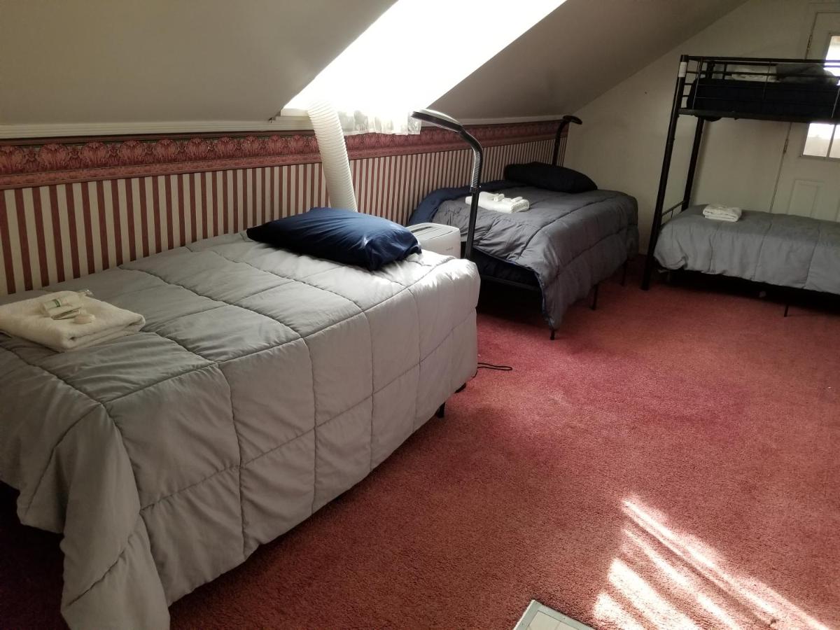 | Hamtramck Hostel