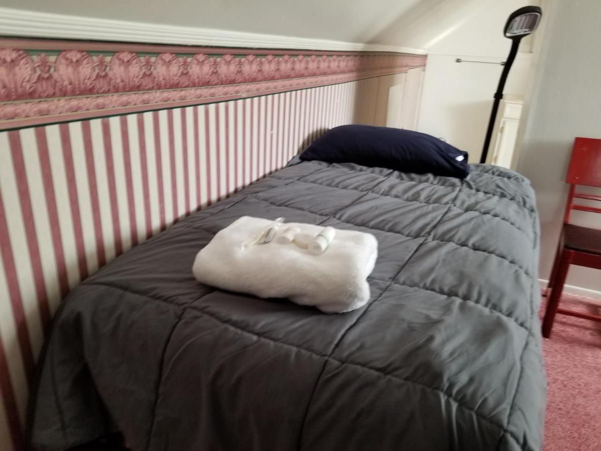  | Hamtramck Hostel