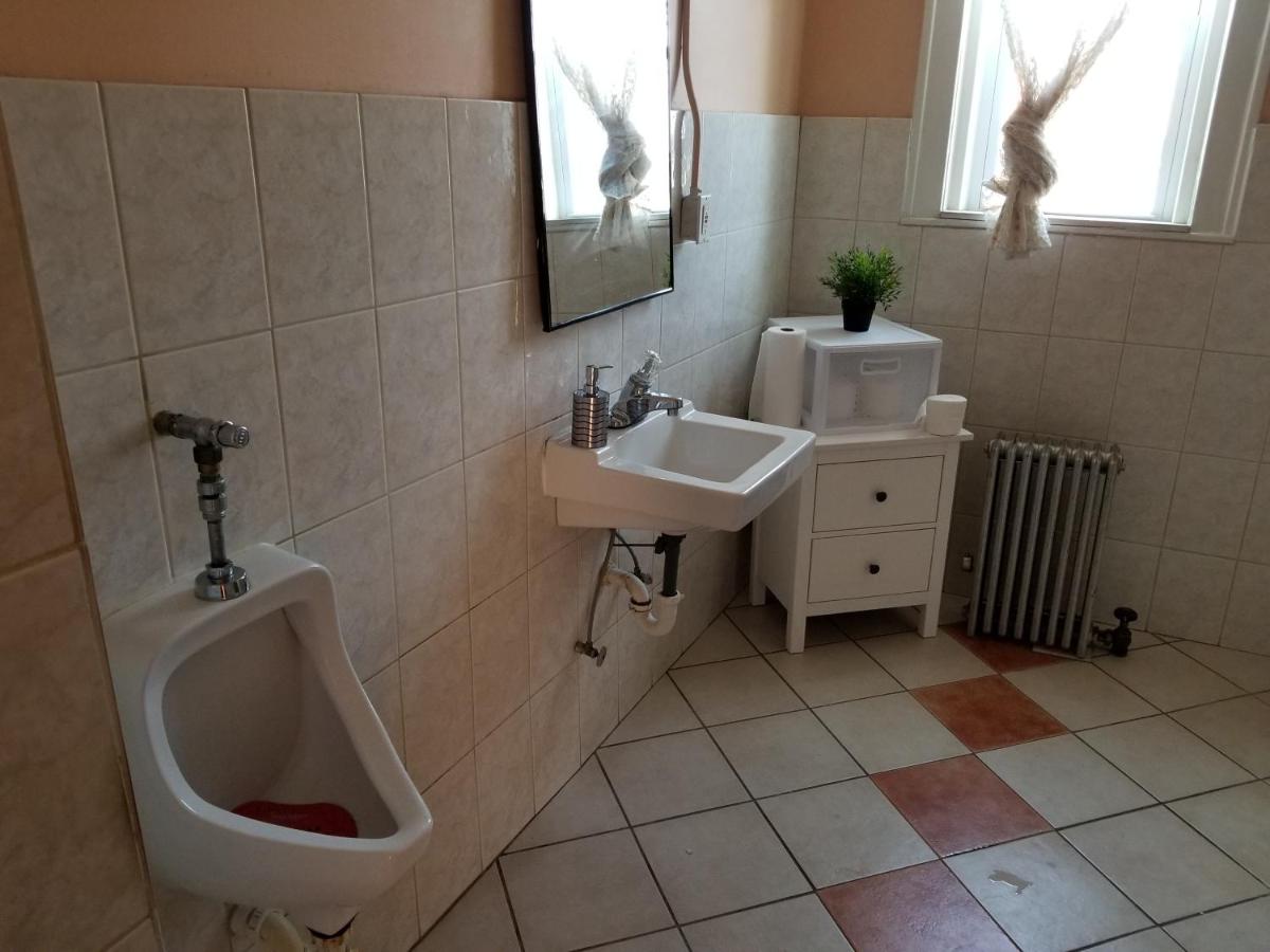 | Hamtramck Hostel
