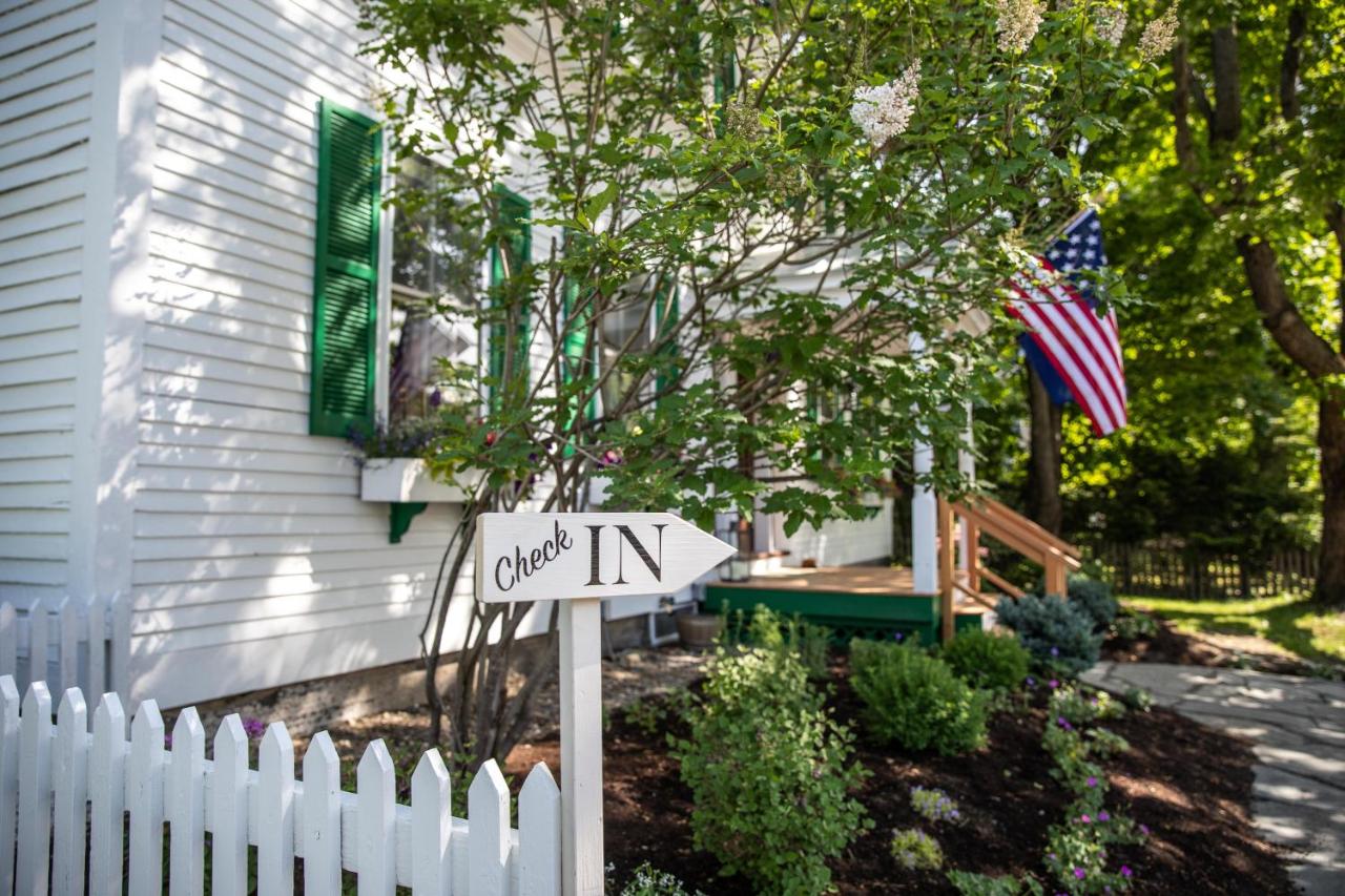 | The Woodstocker B&B