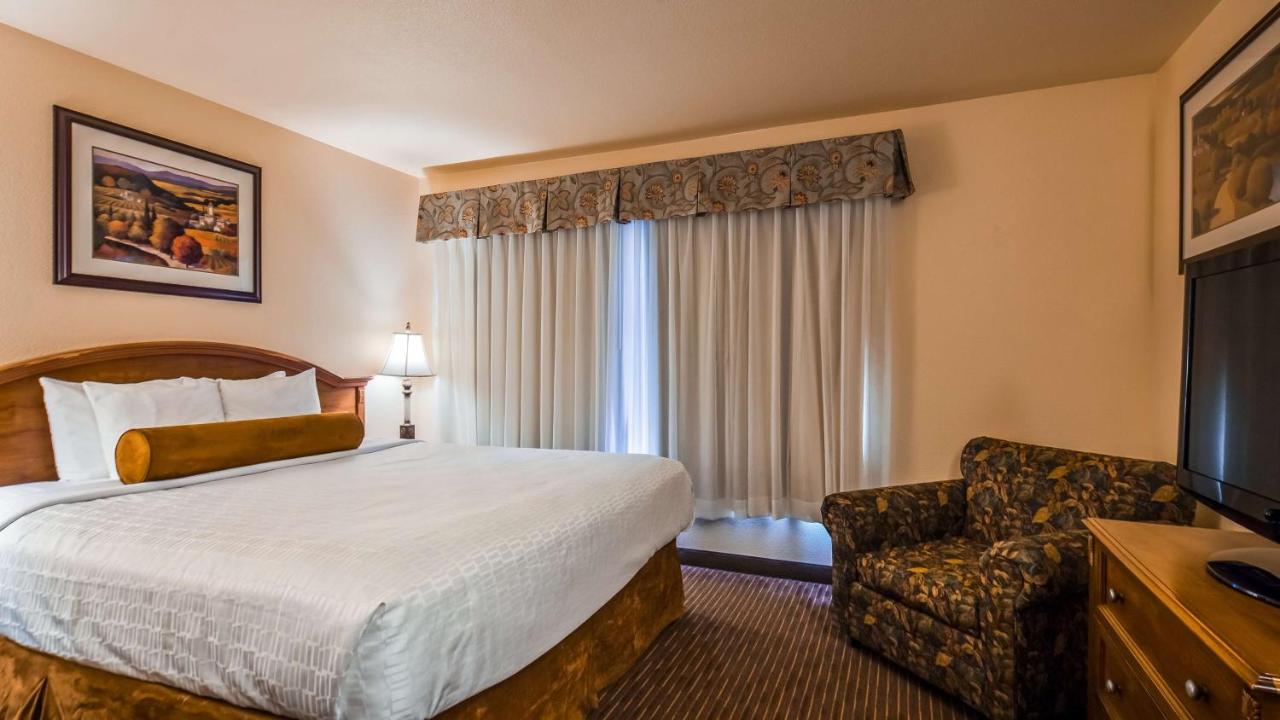  | Best Western El Grande Inn