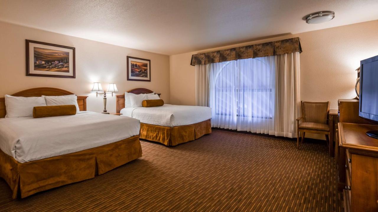  | Best Western El Grande Inn