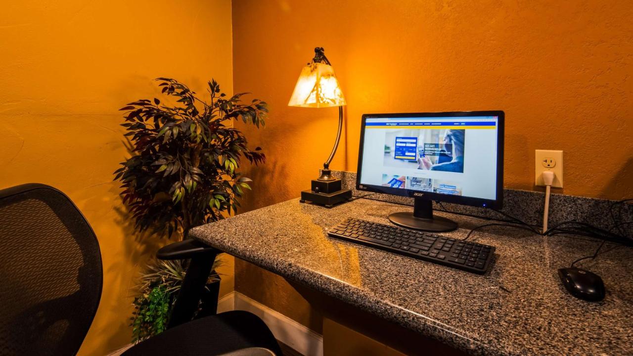  | Best Western El Grande Inn
