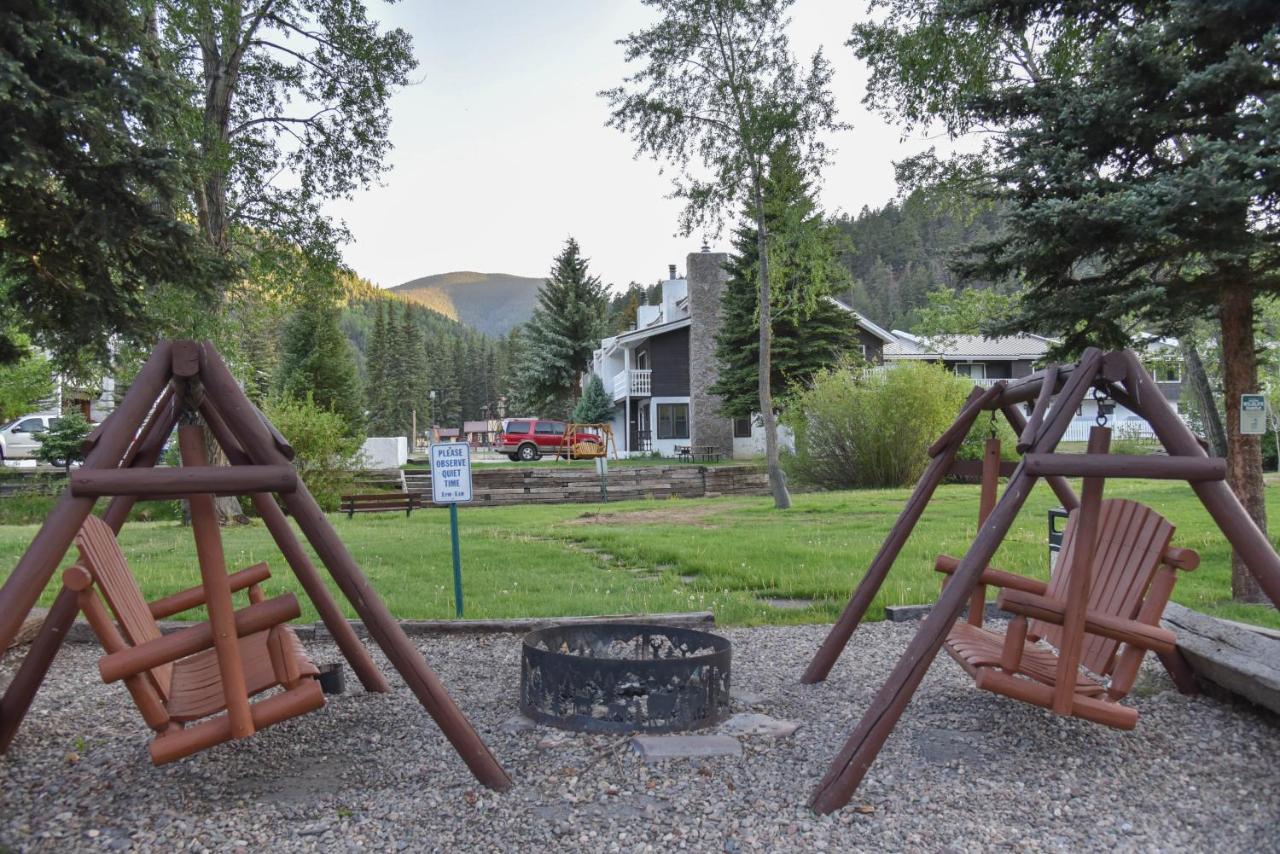 | Alpine Lodge Red River