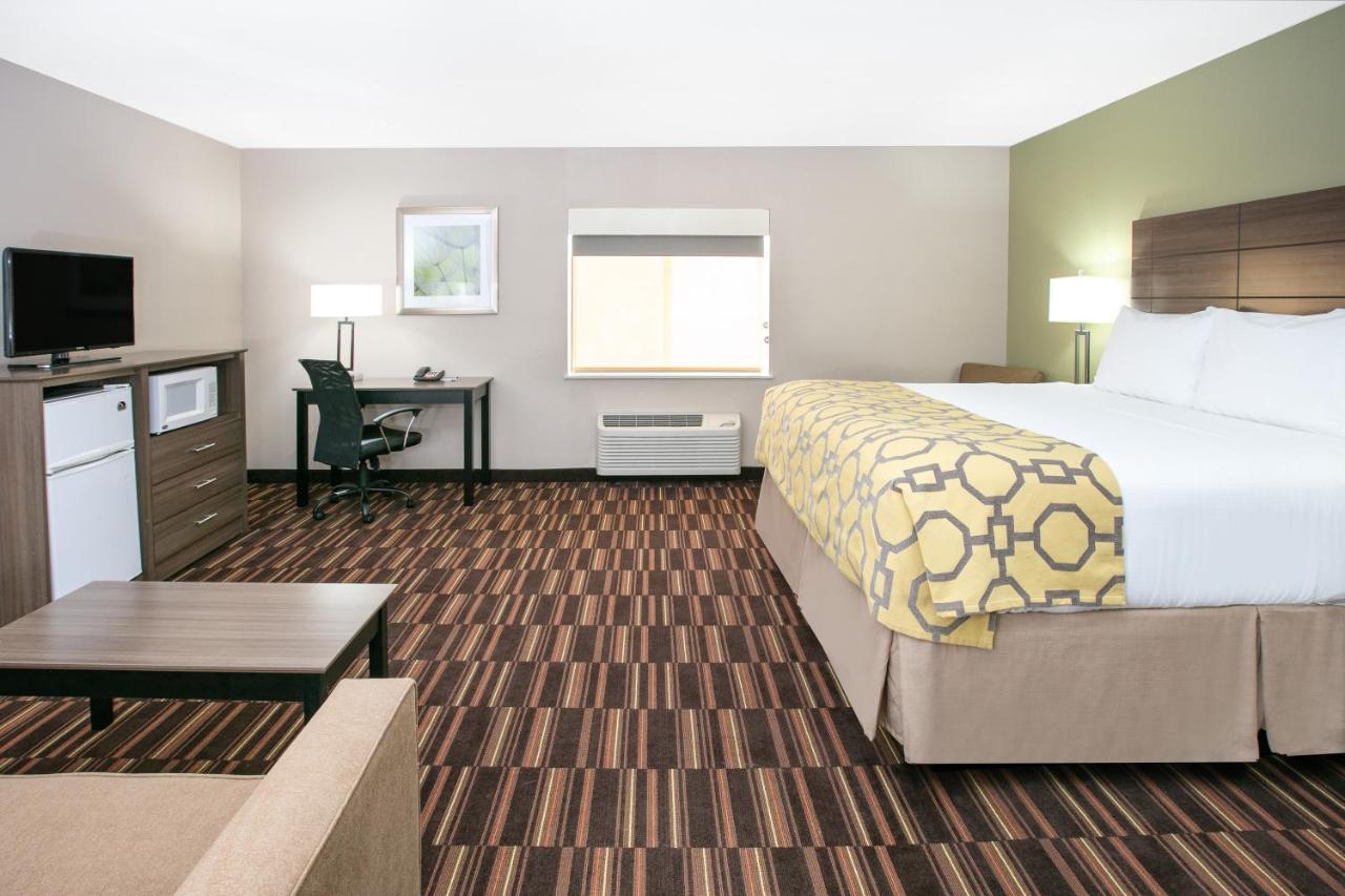 King Studio Suite - Non-Smoking at Baymont by Wyndham Plano