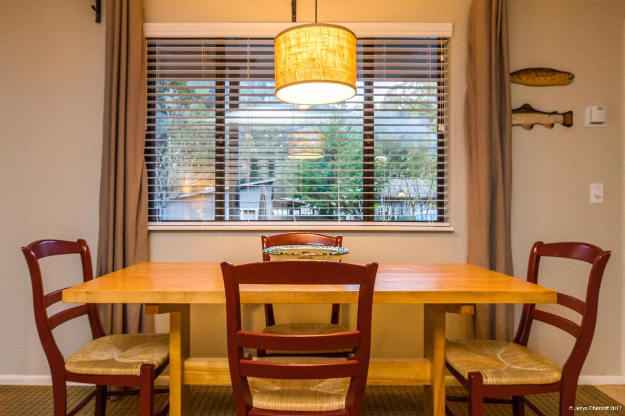 | Trinidad Inn