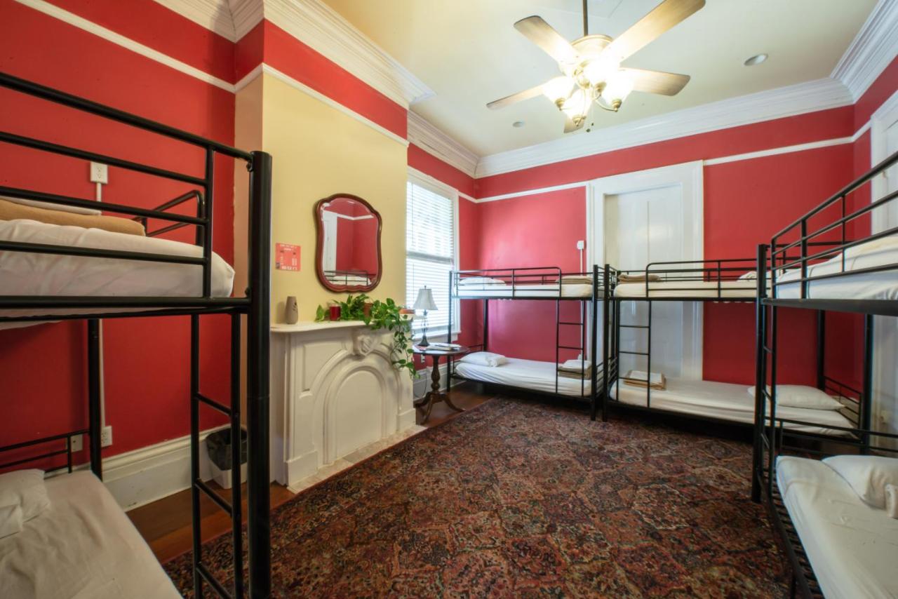 | HOSTEL Auberge NOLA