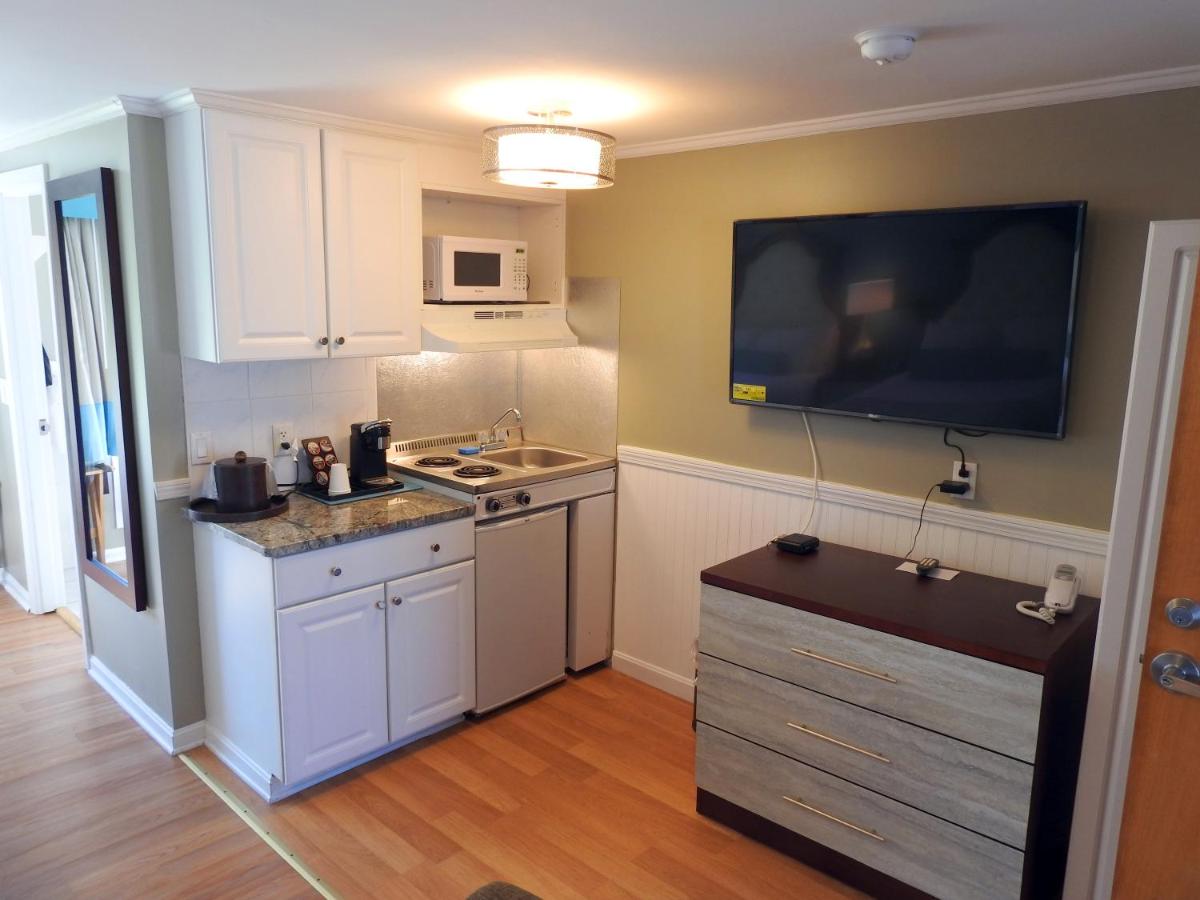 | SeaCoast Inn
