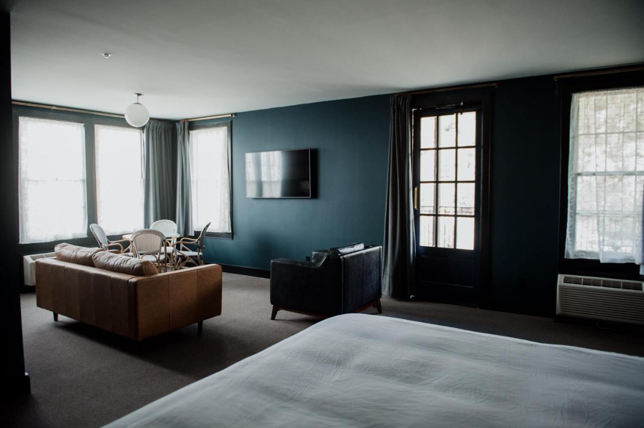 | Surf Hotel & Chateau