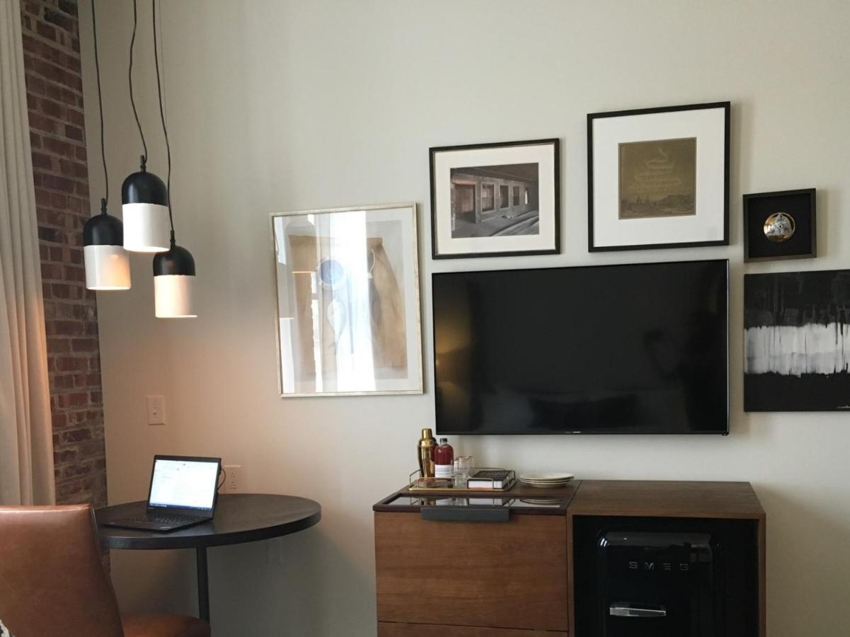King Room at Crossroads Hotel