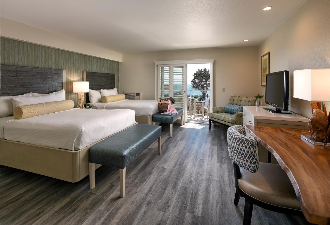 Oceanfront Room with Two Double Beds at Inn at the Cove