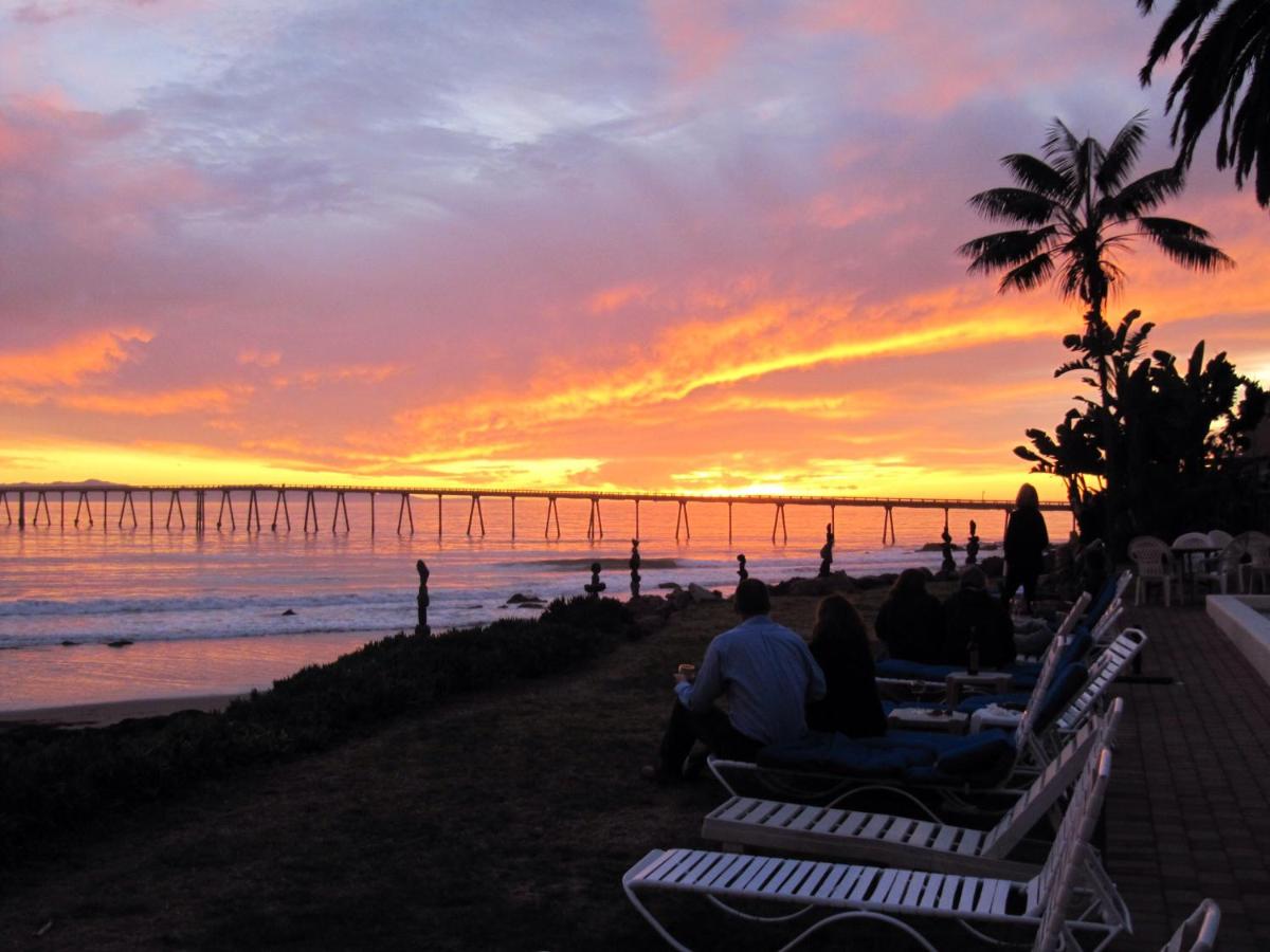 | Cliff House Inn