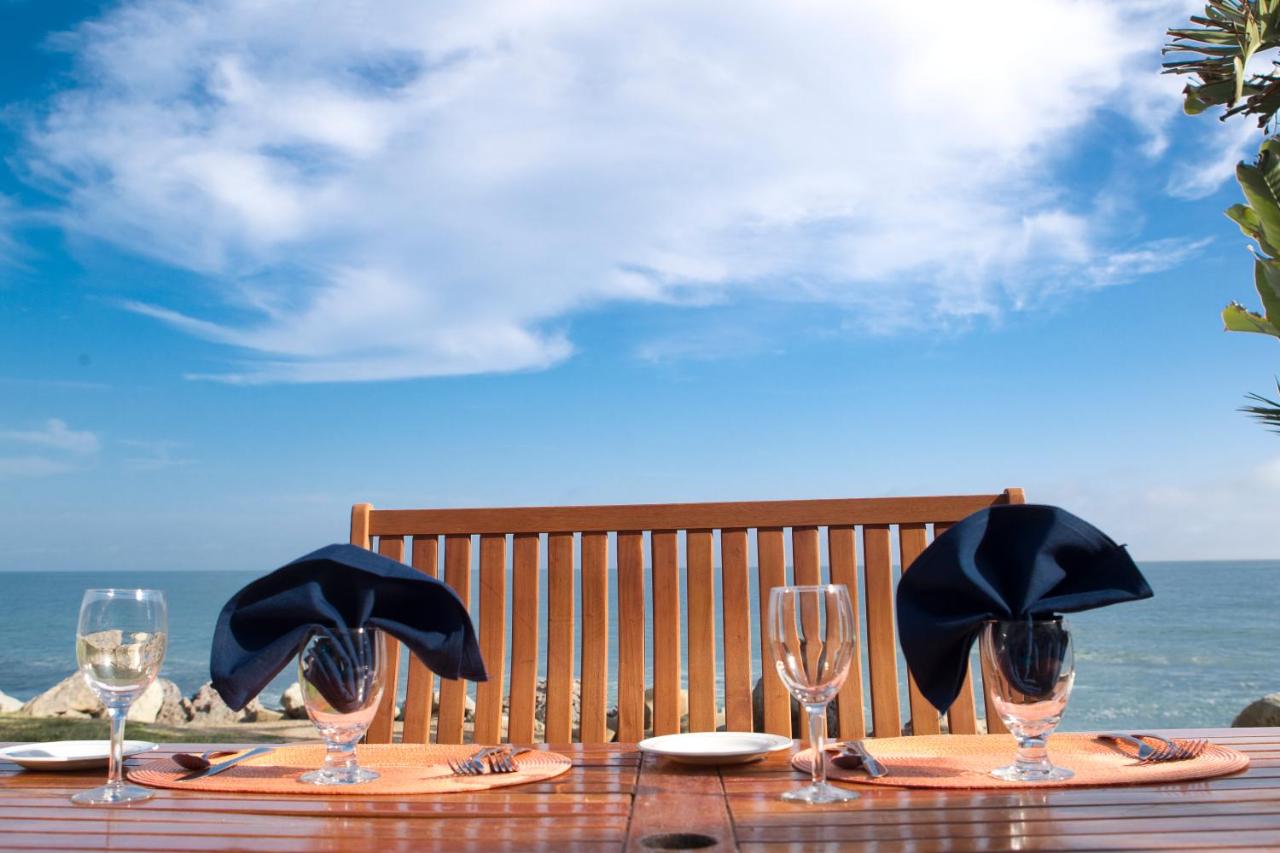 | Cliff House Inn