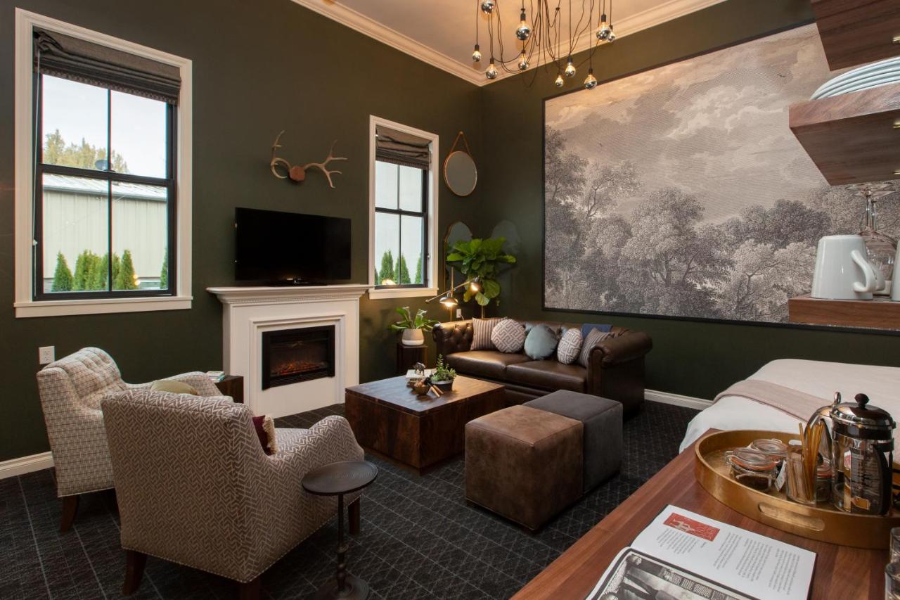 | Atticus Hotel