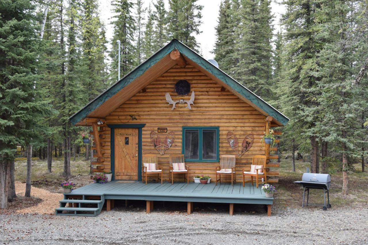 | Fox n Fireweed Cabins