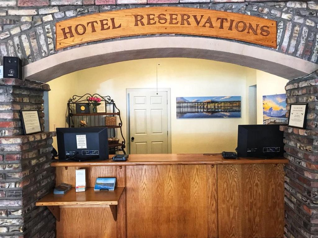  | Pismo Beach Hotel