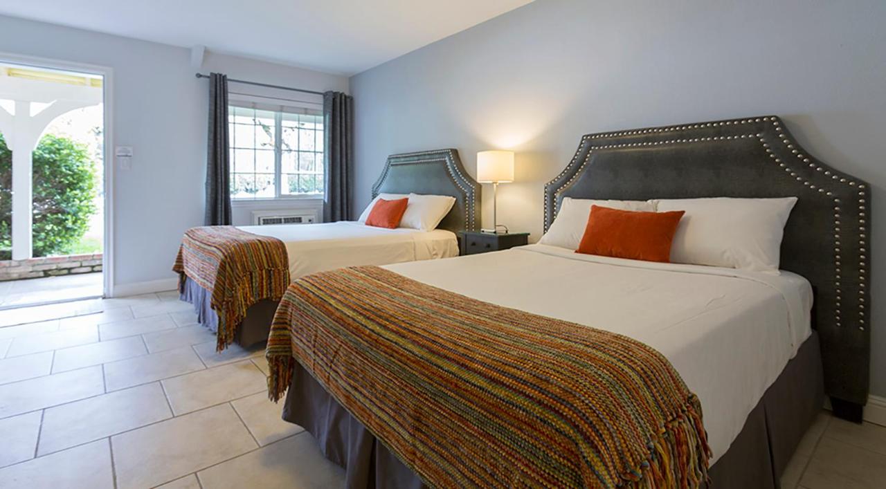 Mountain View Room with Two Double Beds at The Lodge At Blue Lakes