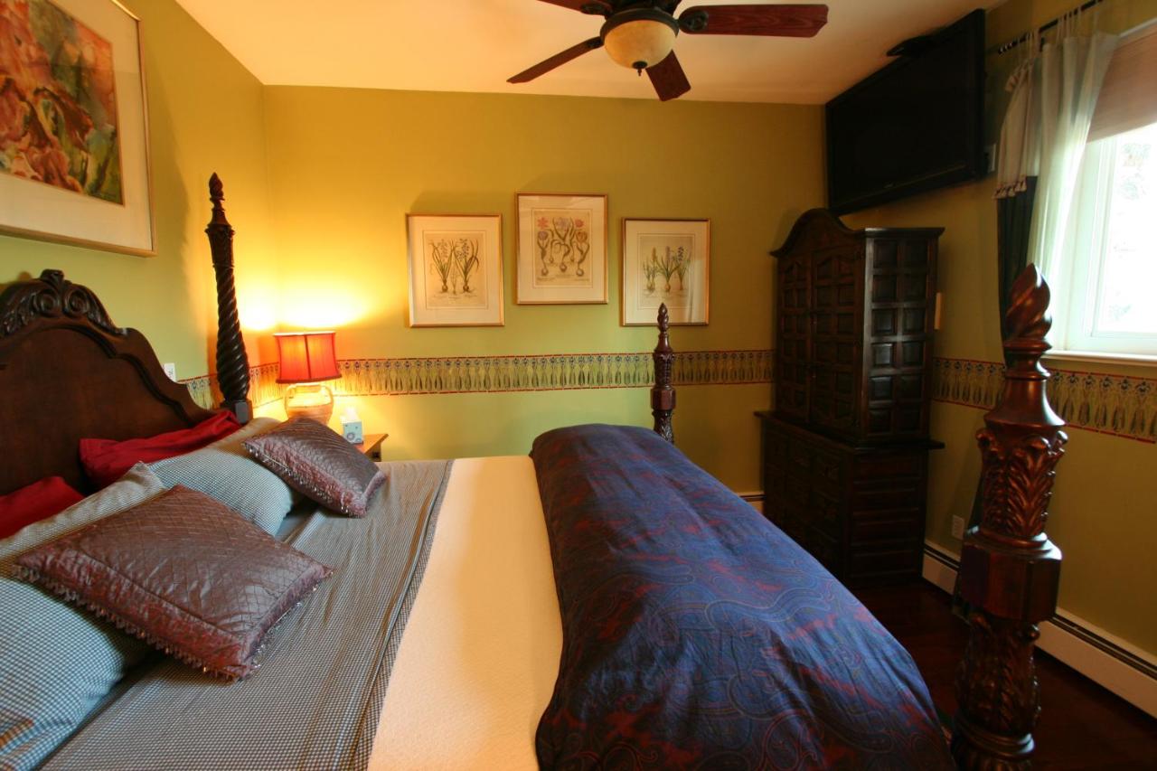 | Alpenhof Bed & Breakfast