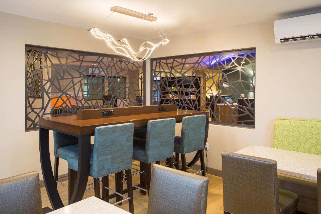 | Best Western York Inn
