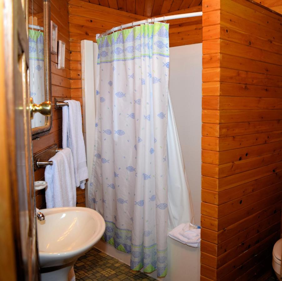 One-Bedroom Apartment at Blackbeard's Lodge