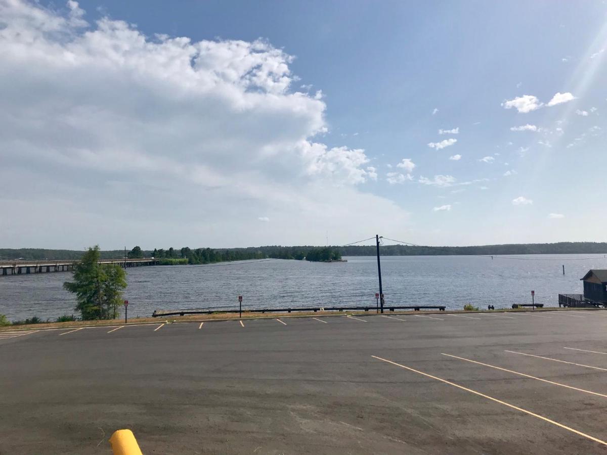 | D’Arbonne Lake Motel