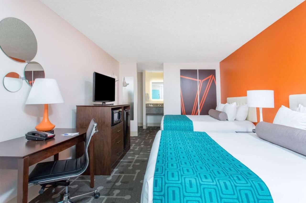 | Howard Johnson by Wyndham Ocala FL