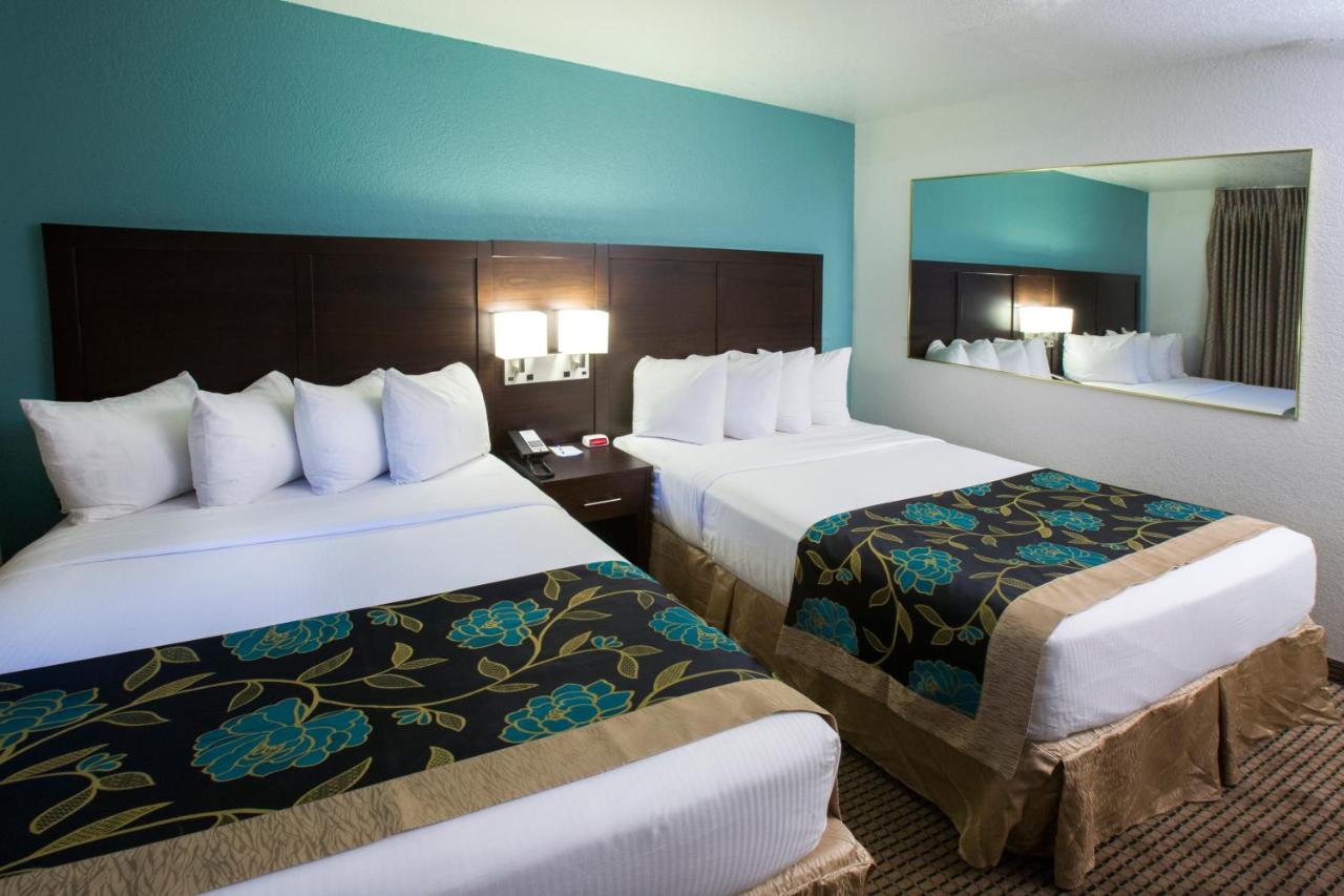 Double Room with Two Double Beds - Non-Smoking at Baymont by Wyndham Keystone Near Mt. Rushmore