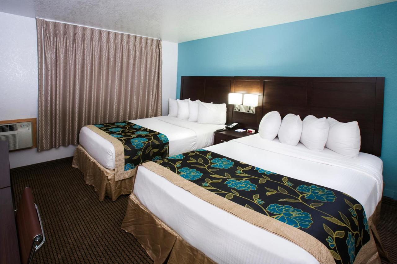Double Room with Two Double Beds - Non-Smoking at Baymont by Wyndham Keystone Near Mt. Rushmore