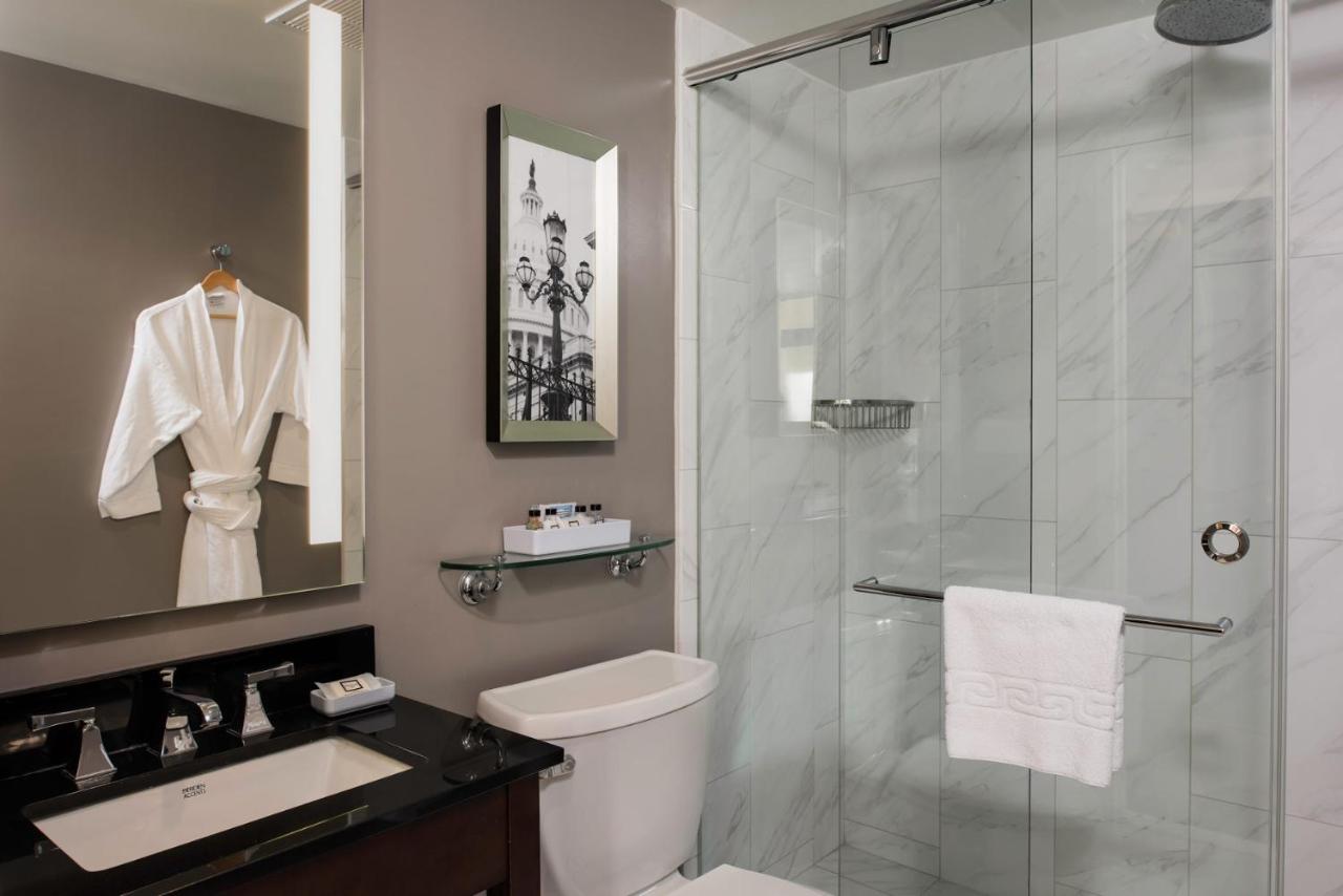 | Phoenix Park Hotel
