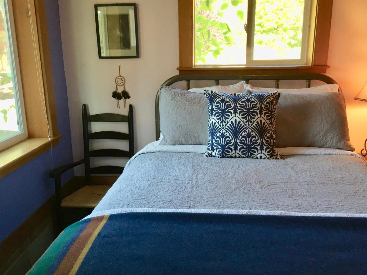 | Bond Ranch Retreat