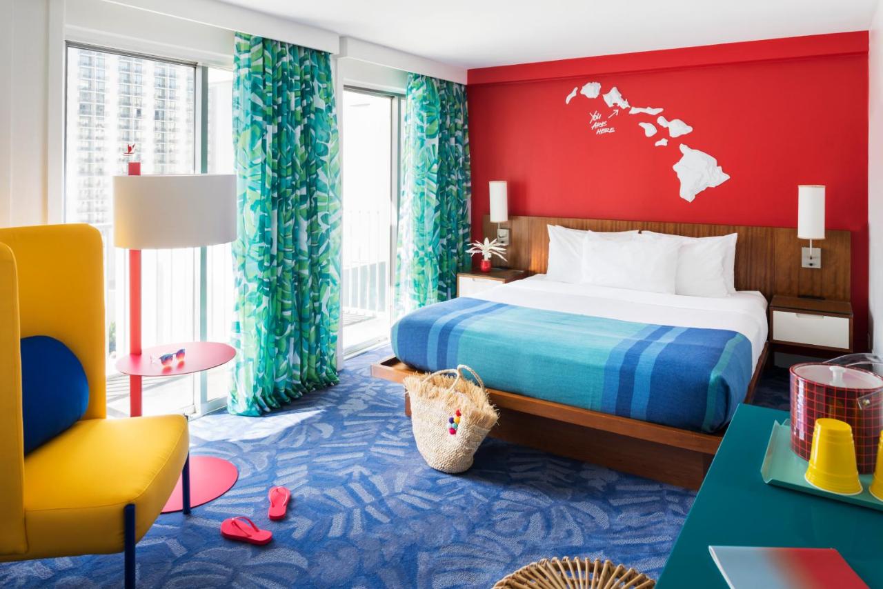 One King Bed- Newly Refreshed at Shoreline Hotel Waikiki