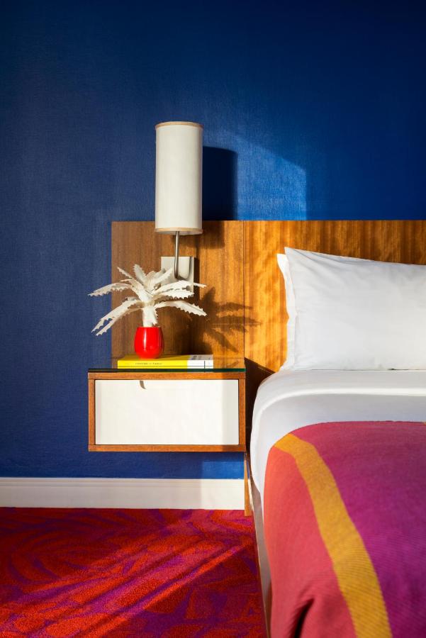 One King Bed- Newly Refreshed at Shoreline Hotel Waikiki