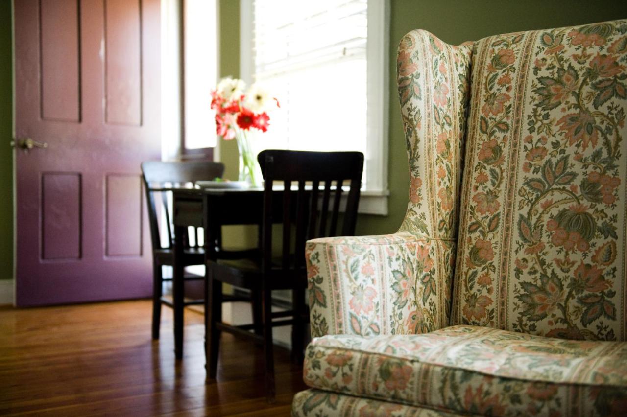 | Hopkins Ordinary Bed, Breakfast and Ale Works