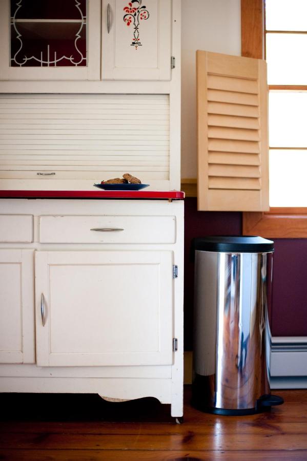 | Hopkins Ordinary Bed, Breakfast and Ale Works