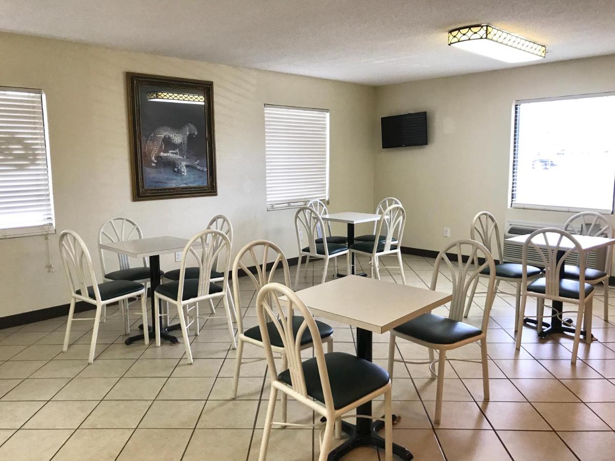  | Super 8 by Wyndham Ashburn