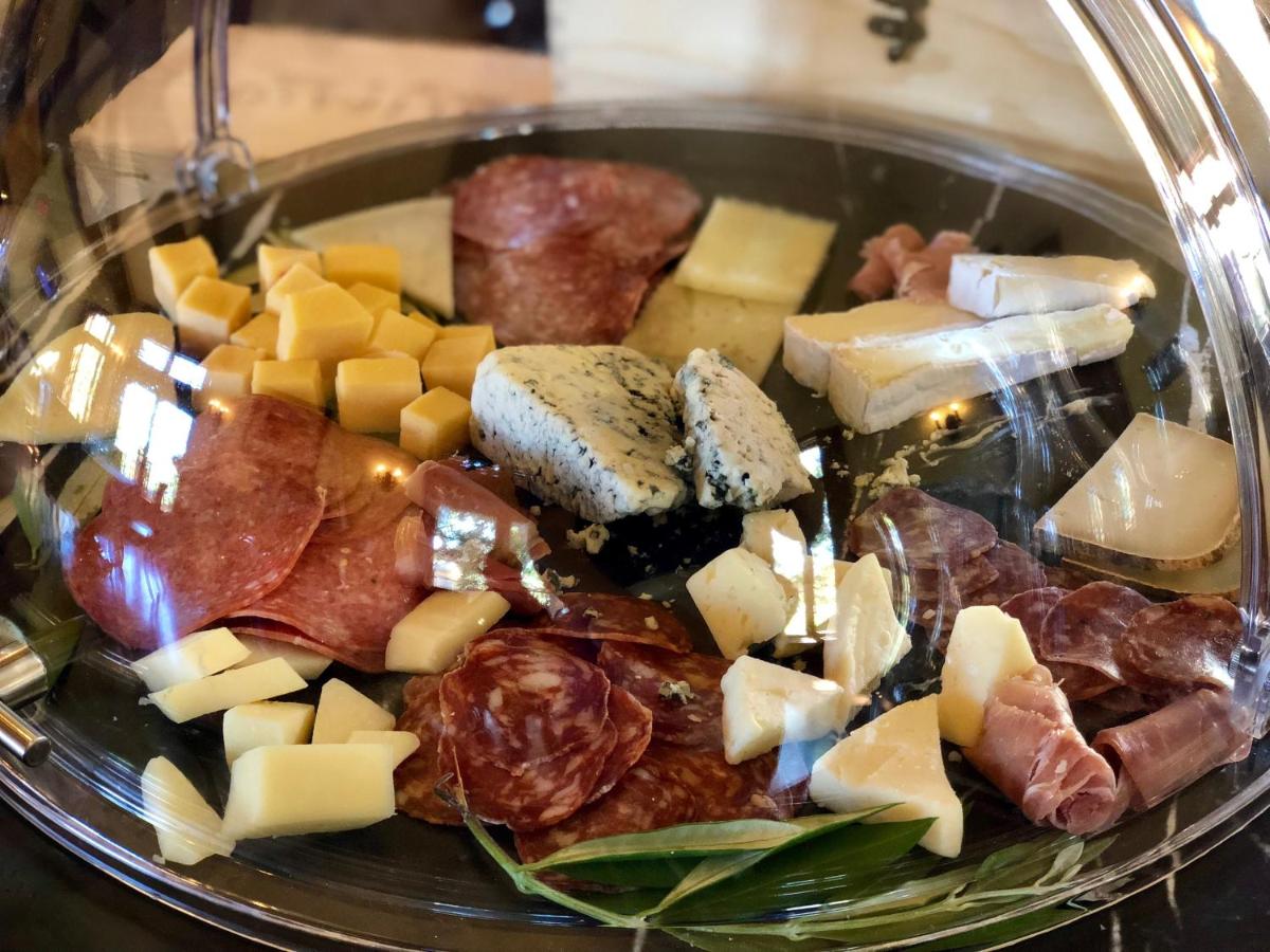 | CaliPaso Winery & Villa