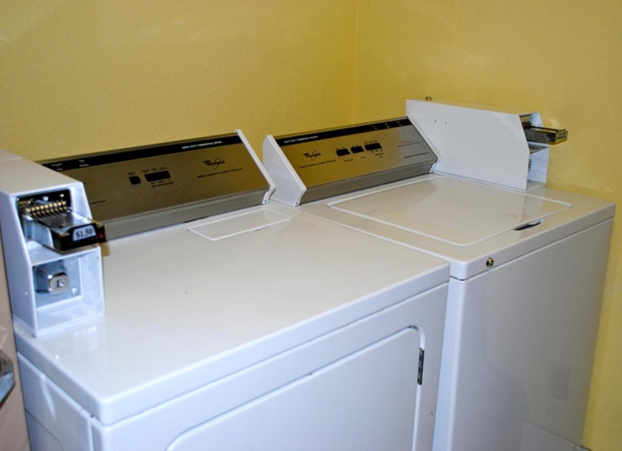 | Geneva Motel Inn