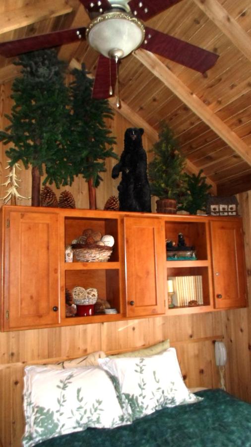 | Cedar Pines Resort