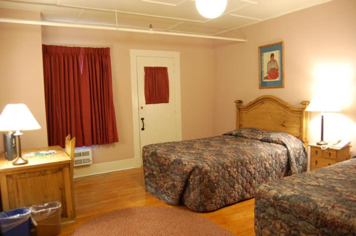  | Glacier Park Lodge