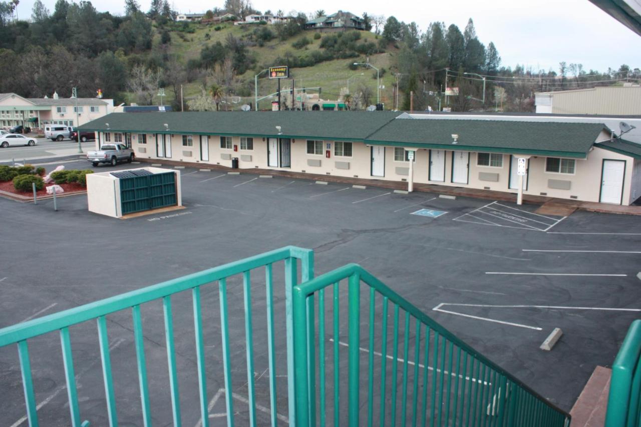| Value Inn & Suites