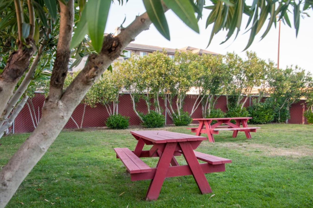 | Rose Garden Inn - San Luis Obispo