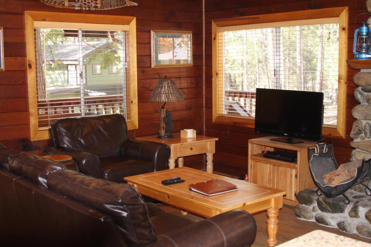 | 76 Howards Retreat